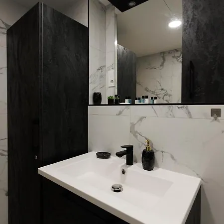 公寓 Bauhaus Wellness Fsz. 1 希欧福克