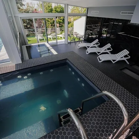 Bauhaus Wellness Fsz. 1 Apartment Siofok